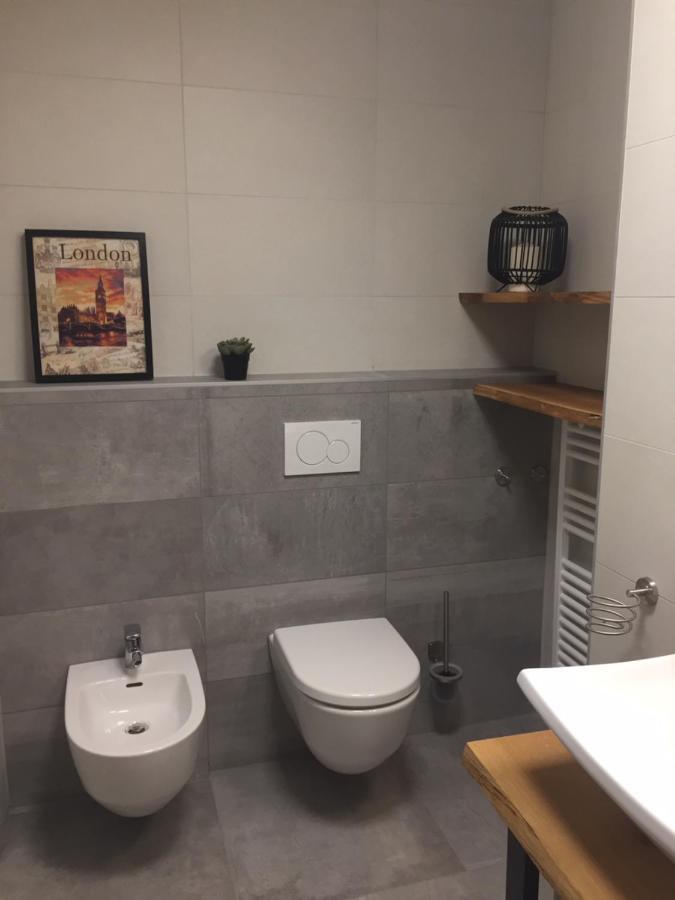Top 19 Alpe Maritima - Luxury Lakeview Apartment Annenheim Bagian luar foto